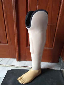 kaki palsu ringan import harga 2 juta an