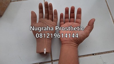 Tangan palsu pergelangan
